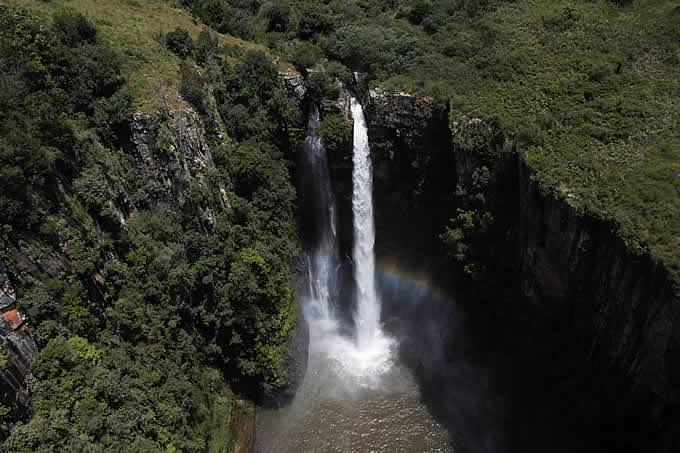 Waterfall wonder flight by helicopter.